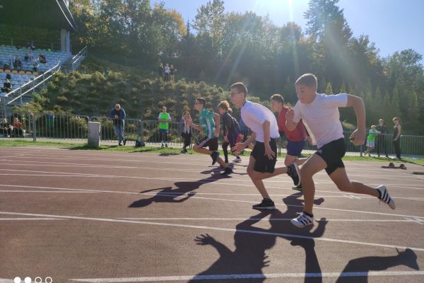 43 Słupska Olimpiada Młodzieży Szkół Podstawowych rocznik 2007-2008 w lekkiej atletyce dziewcząt i chłopców