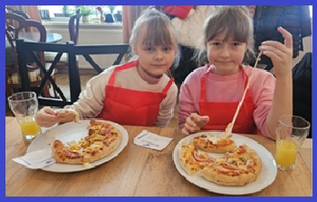 uczniowie na warsztatach