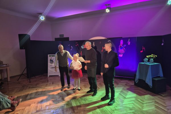 Błękitna Apaszka 2025