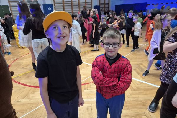 Bal karnawałowy klas 1-3
