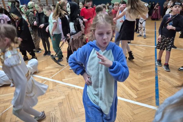 Bal karnawałowy klas 1-3