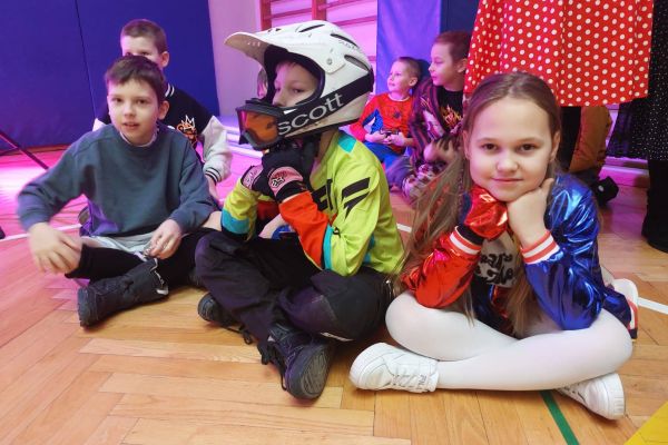 Bal karnawałowy klas 1-3