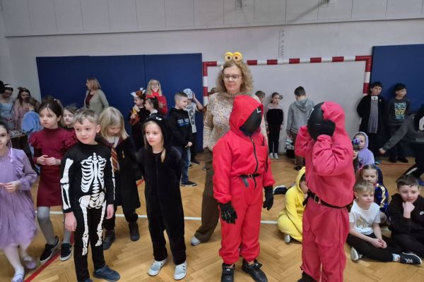 Bal karnawałowy klas 1-3