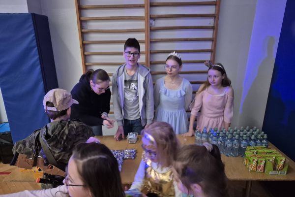 Bal karnawałowy klas 1-3