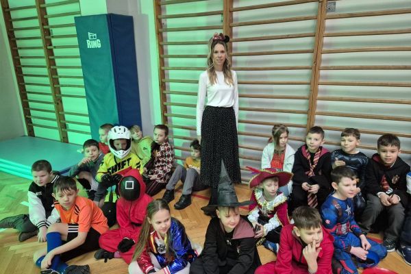 Bal karnawałowy klas 1-3