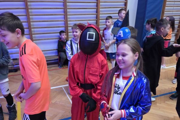 Bal karnawałowy klas 1-3