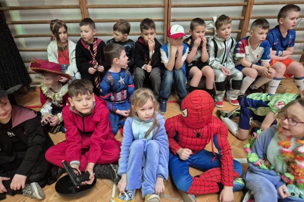 Bal karnawałowy klas 1-3