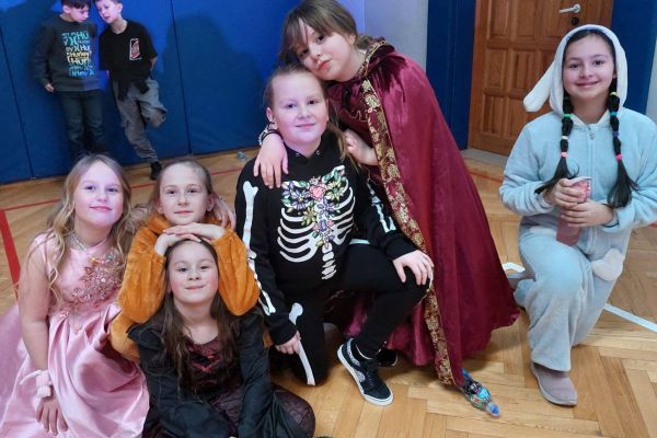 Bal karnawałowy klas 1-3