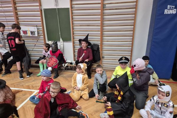 Bal karnawałowy klas 1-3