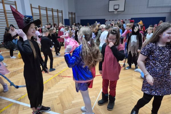 Bal karnawałowy klas 1-3