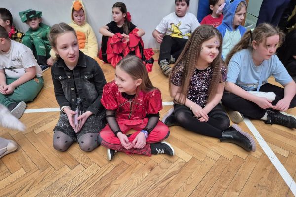 Bal karnawałowy klas 1-3