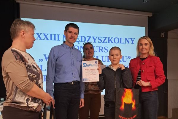 mkonsl186CA5173D-DFA8-D31E-C32B-2F0661A22F41.jpg