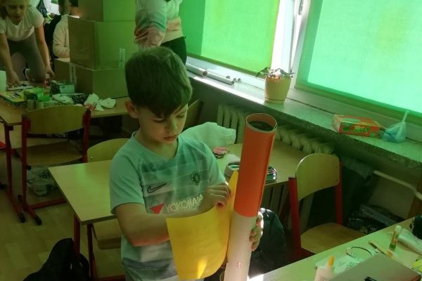 Kosmiczny projekt w 1b