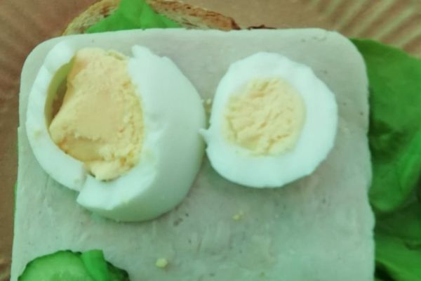 Wiosenne kanapki w 1 b