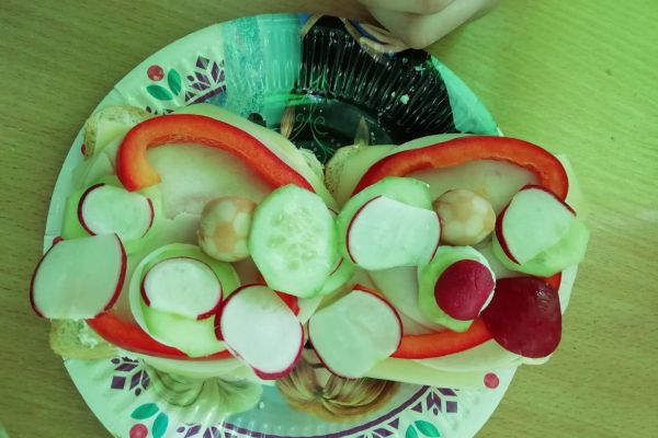 Wiosenne kanapki w 1 b