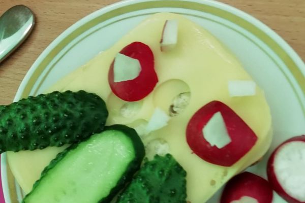 Wiosenne kanapki w 1 b