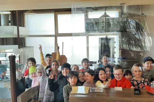 Klasa 2 b w pizzerii