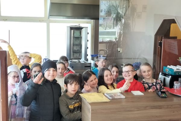 Klasa 2 b w pizzerii