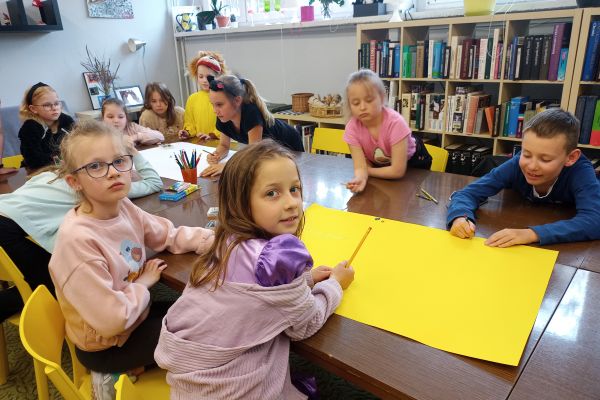 2c i happening z okazji Tygodnia Bibliotek