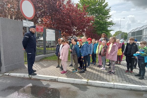 1c z wizytą w Komendzie Policji