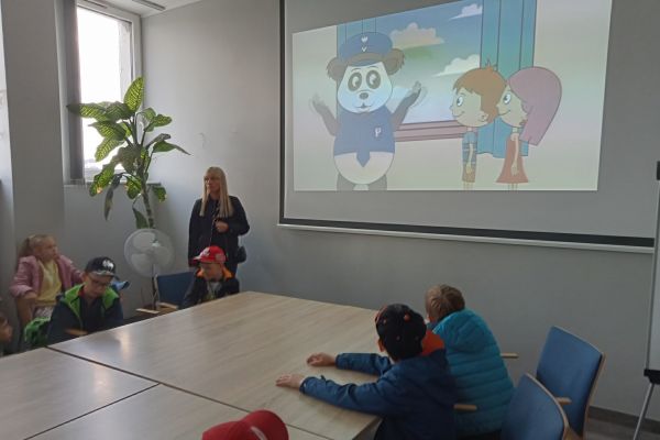 1c z wizytą w Komendzie Policji