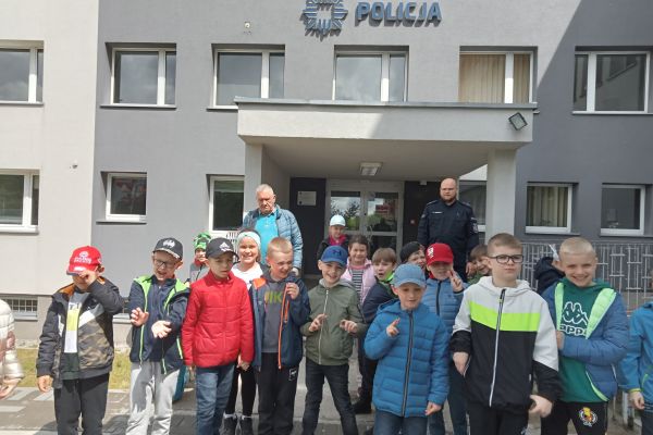 1c z wizytą w Komendzie Policji