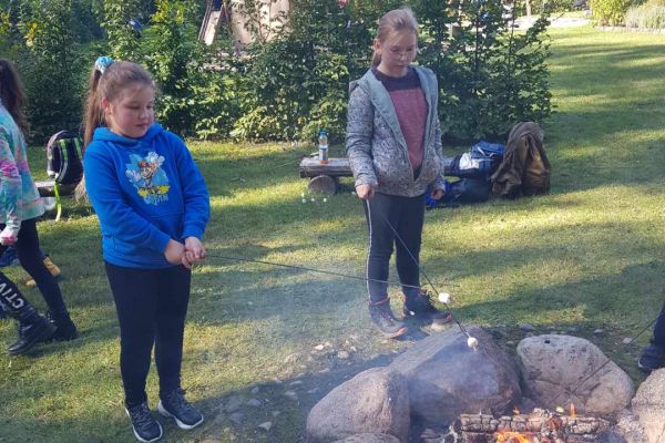 Wycieczka 3a i 3c do lasu