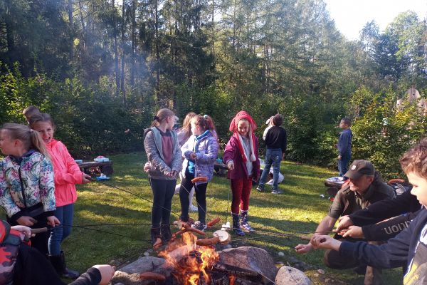 Wycieczka 3a i 3c do lasu