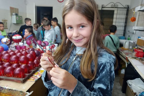 Wycieczka klasy 3a i 3c do fabryki bombek