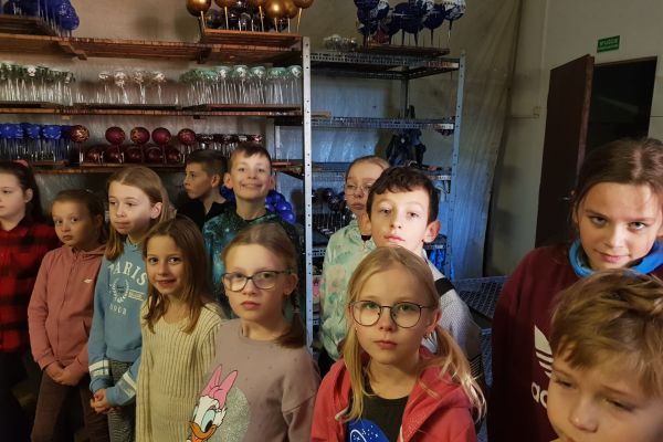 Wycieczka klasy 3a i 3c do fabryki bombek